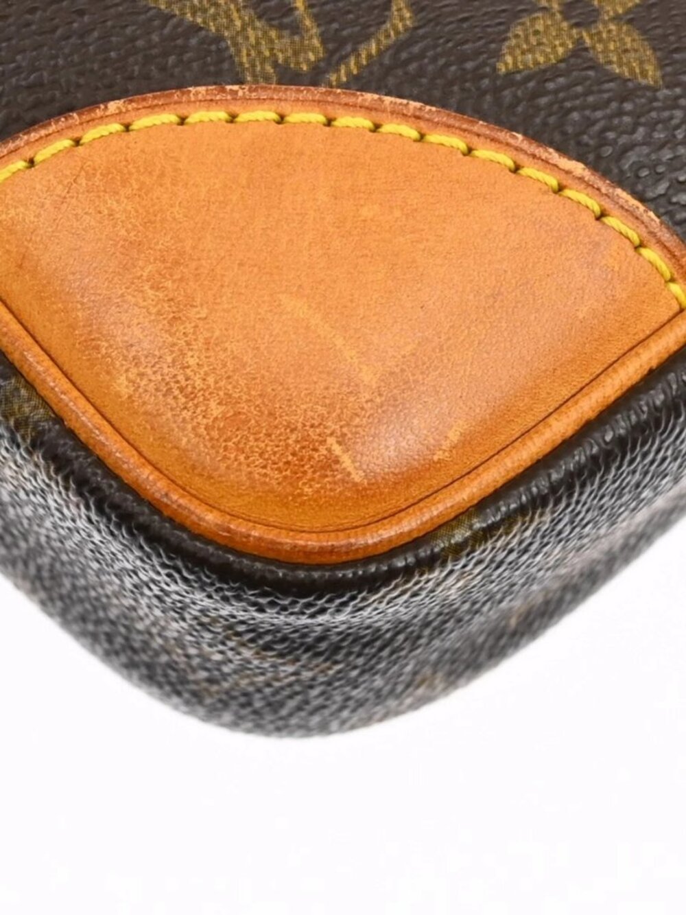 LOUIS VUITTON DANUBE SHOULDER BAG MONOGRAM - Picture 4 of 15